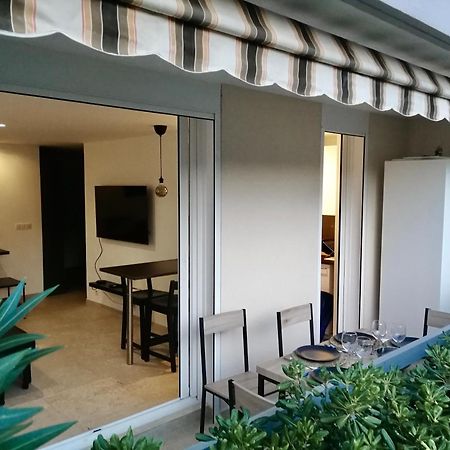 Grand Studio Standing Avec Terrasse Et Parking Sainte-Maxime Exterior foto
